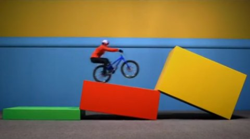 FahrradStunts als Kinderspiel